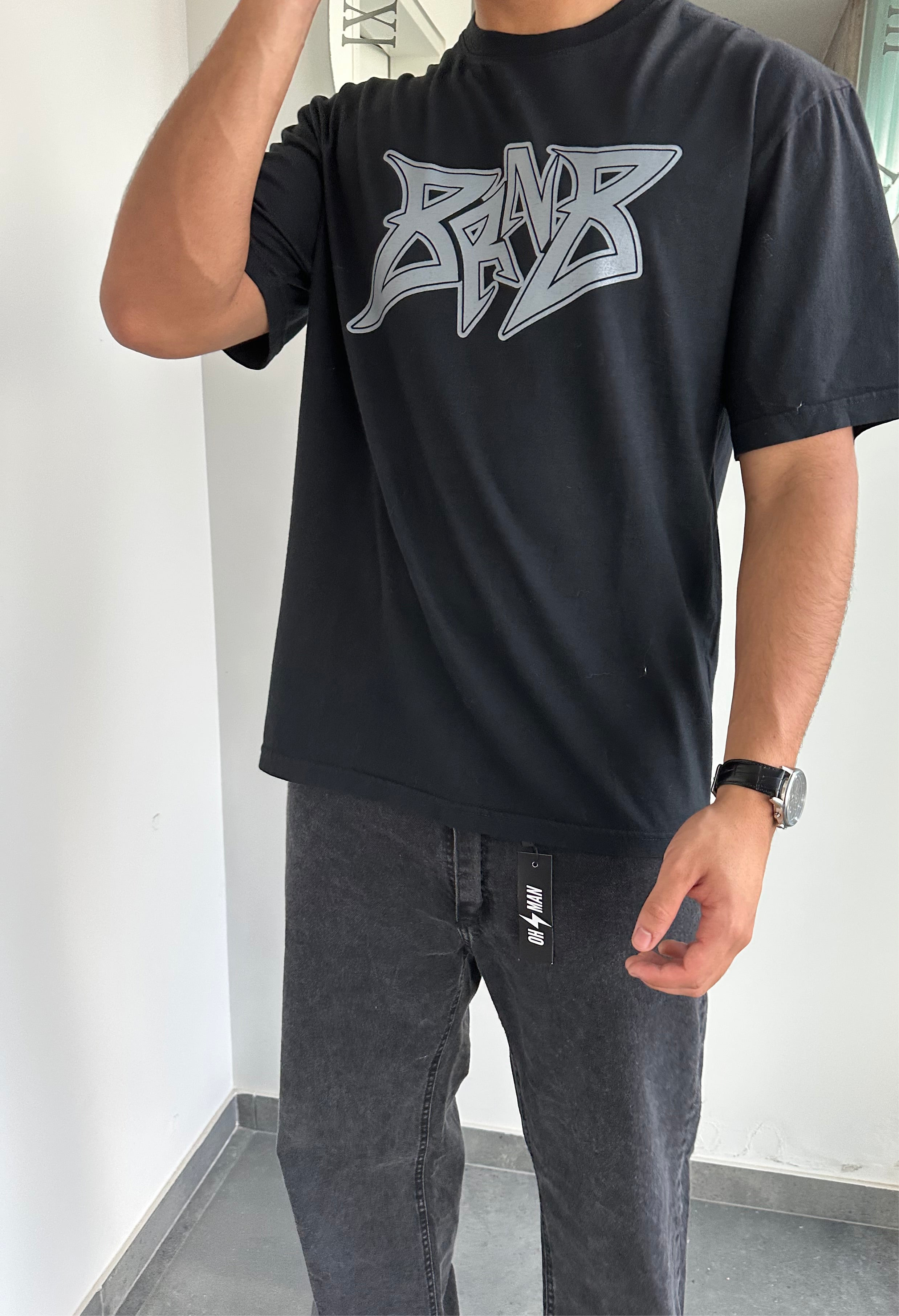 Remera BE regular suelta