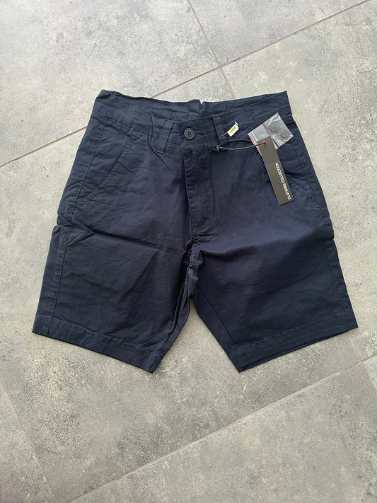 Bermudas corte chino
