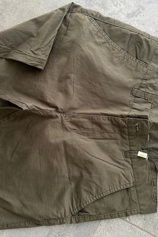 Bermudas corte chino