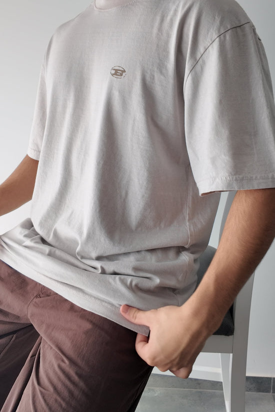 Remera Be regular suelta